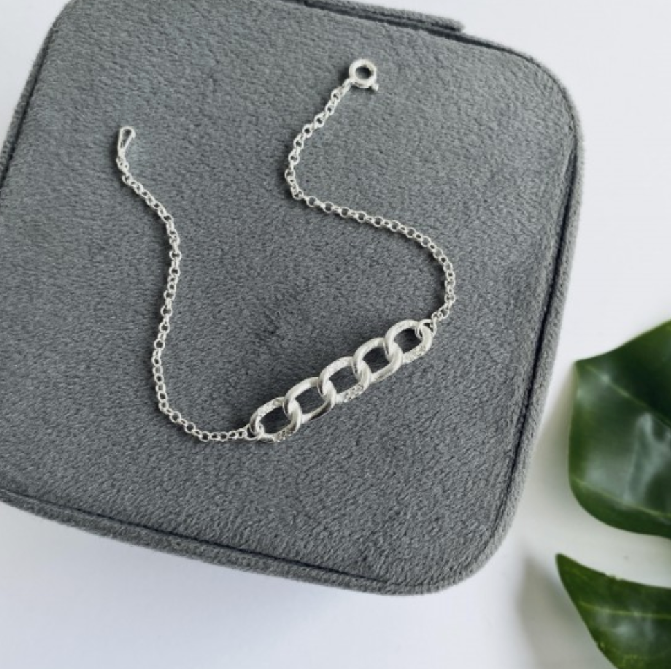 Pulseira Prata Elos Cartier Cravejado