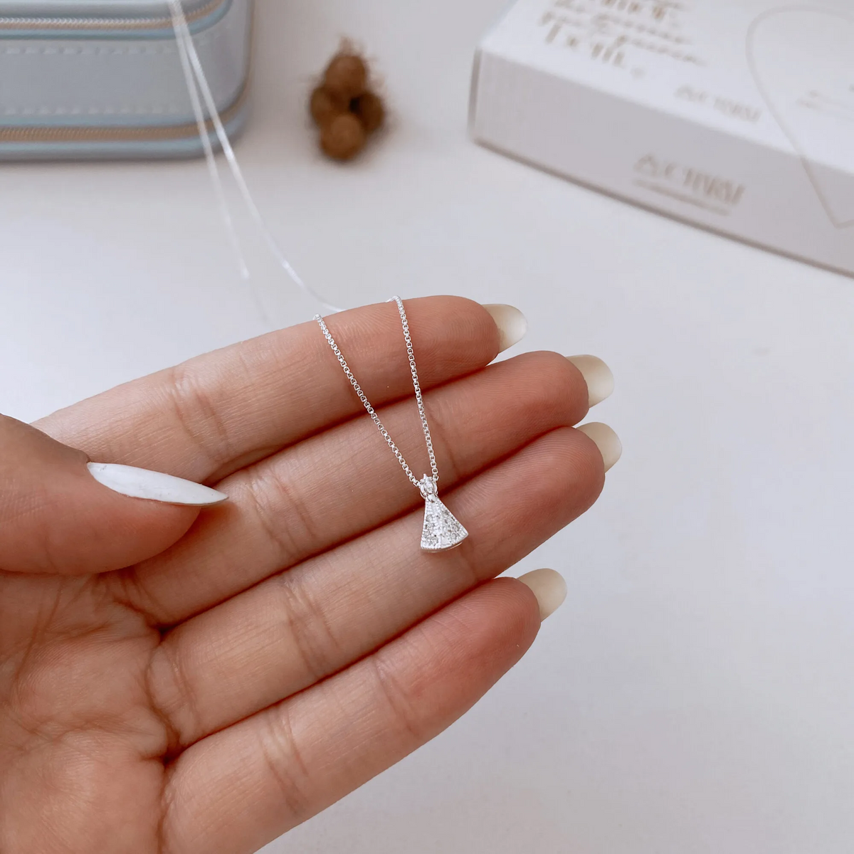 Colar Prata Religioso Nossa Senhora Aparecida Mini Cravejado