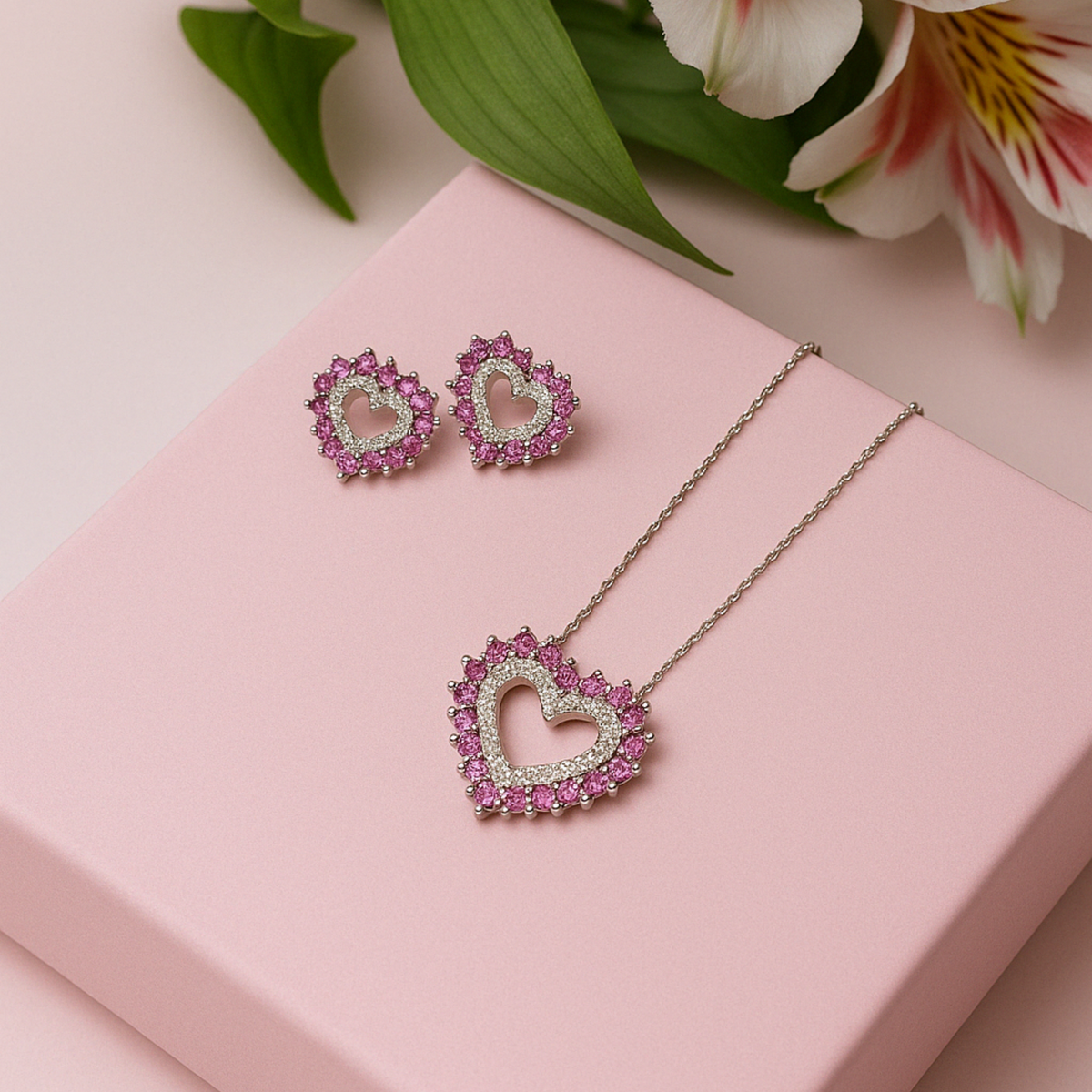 Conjunto Prata Alice Coração Grande Moldura Cravejada