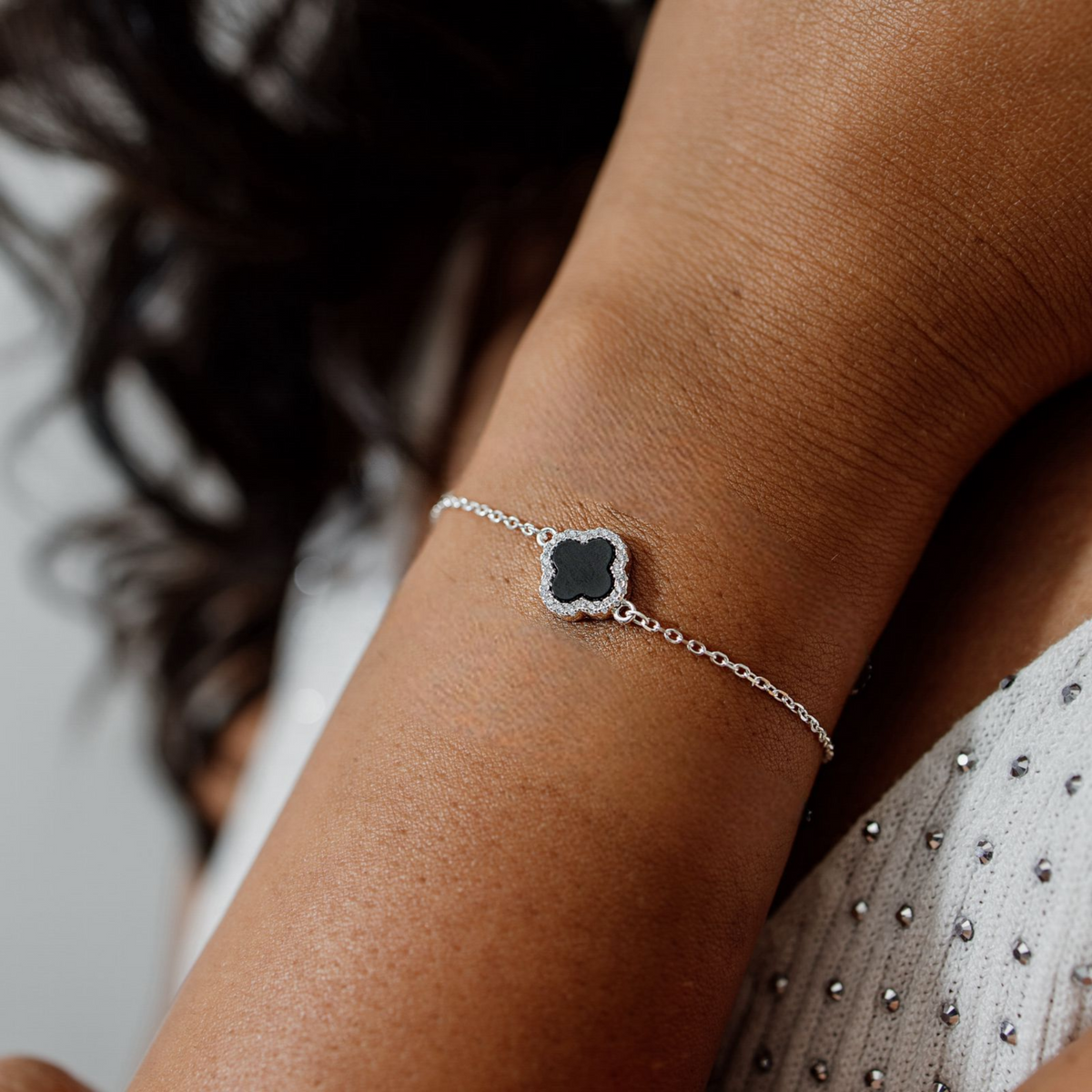 Pulseira Prata Trevo com Zircônia de Cristal Brilhante